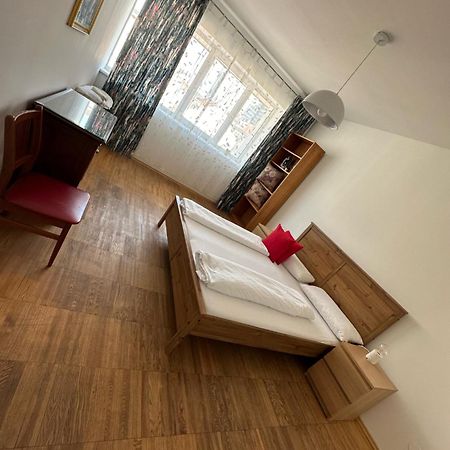 Rennweg Top Apartment Wina Bagian luar foto